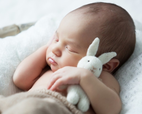Entenda a importância do sono do bebê