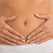 Aprenda a cuidar da pele e barriga no pós parto