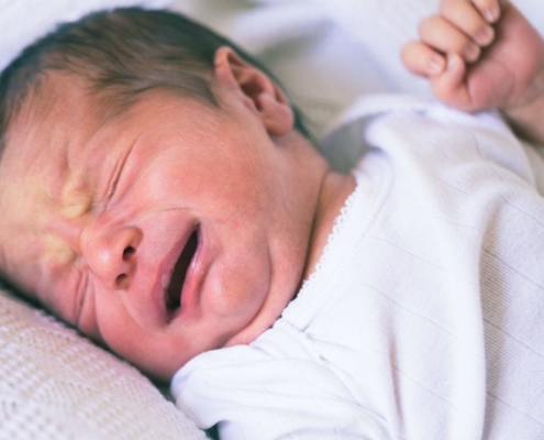Atitudes inesperadas podem piorar as cólicas dos bebês