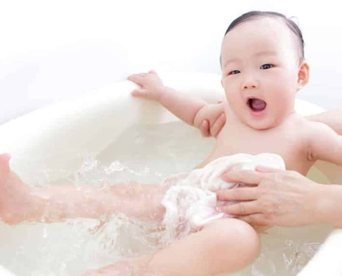 Higiene na hora do banho do bebê