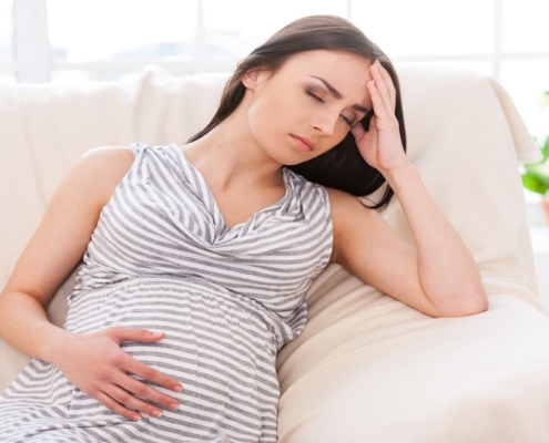Saiba se dor de cabeça é um dos sintomas da gravidez