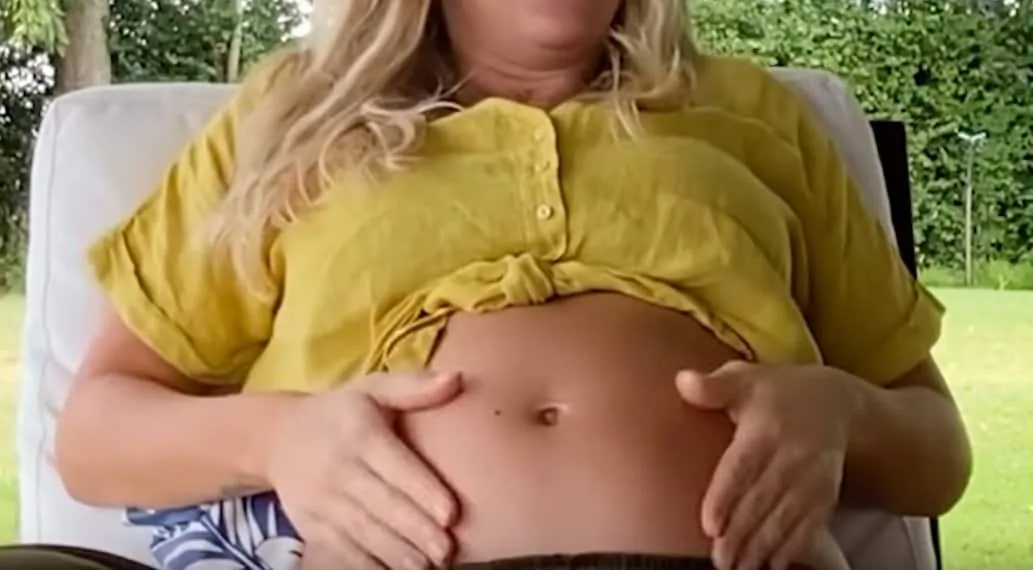 Giovanna Ewbank com sua barriguinha de grávida