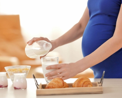 Veja alimentos que as grávidas precisam evitar no café da manhã
