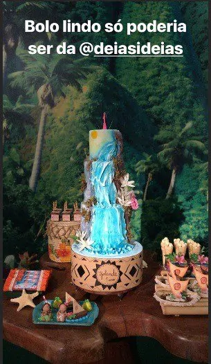 Foto do bolo da festa de um ano de Yolanda