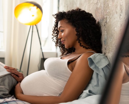Veja 4 livros sobre maternidade que você precisa ler