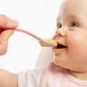 Saiba tudo sobre a alimentação do bebê