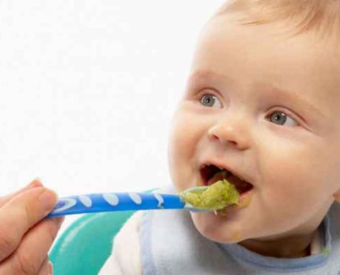 Veja dicas simples para deixar a alimentação do bebê mais saudável, sem agrotóxicos das papinhas