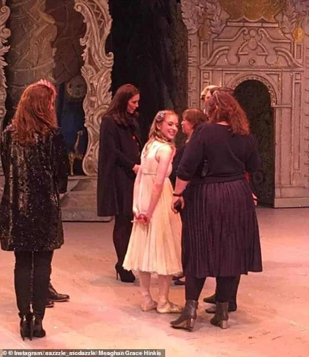 A duquesa e mamãe Kate Middleton levou a princesa Charlotte para o balé