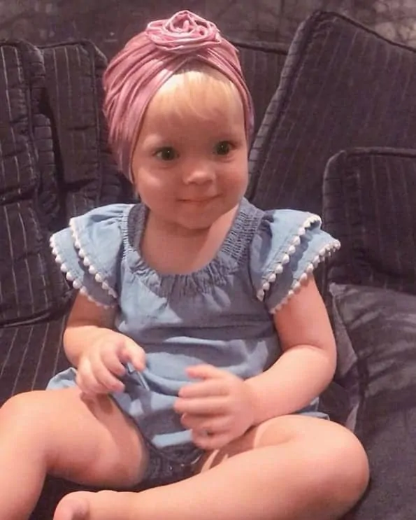 Manuela, filha de Eliana, e Zoe, filha de Sabrina Sato, usaram turbantes em suas versões bonecas 