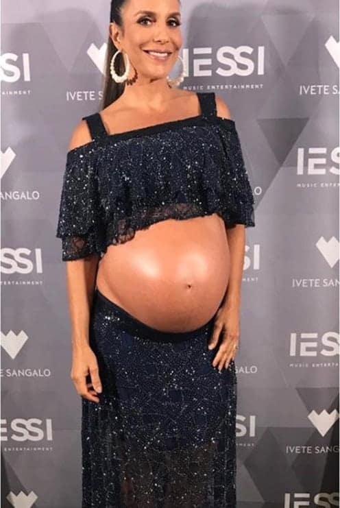 Tatá Werneck postou foto de Ivete Sangalo gravida.