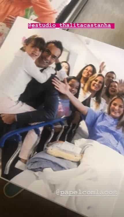 Ticiane Pinheiro com toda a família momento antes de dar à luz