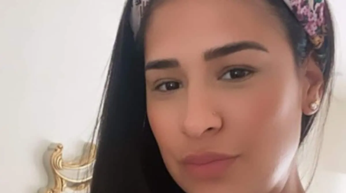 Simone mostrou sua barriguinha de grávida e encantou