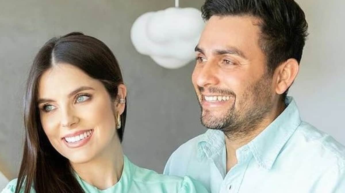 Débora Silva revelou se está esperando mais um filho com Mano Walter
