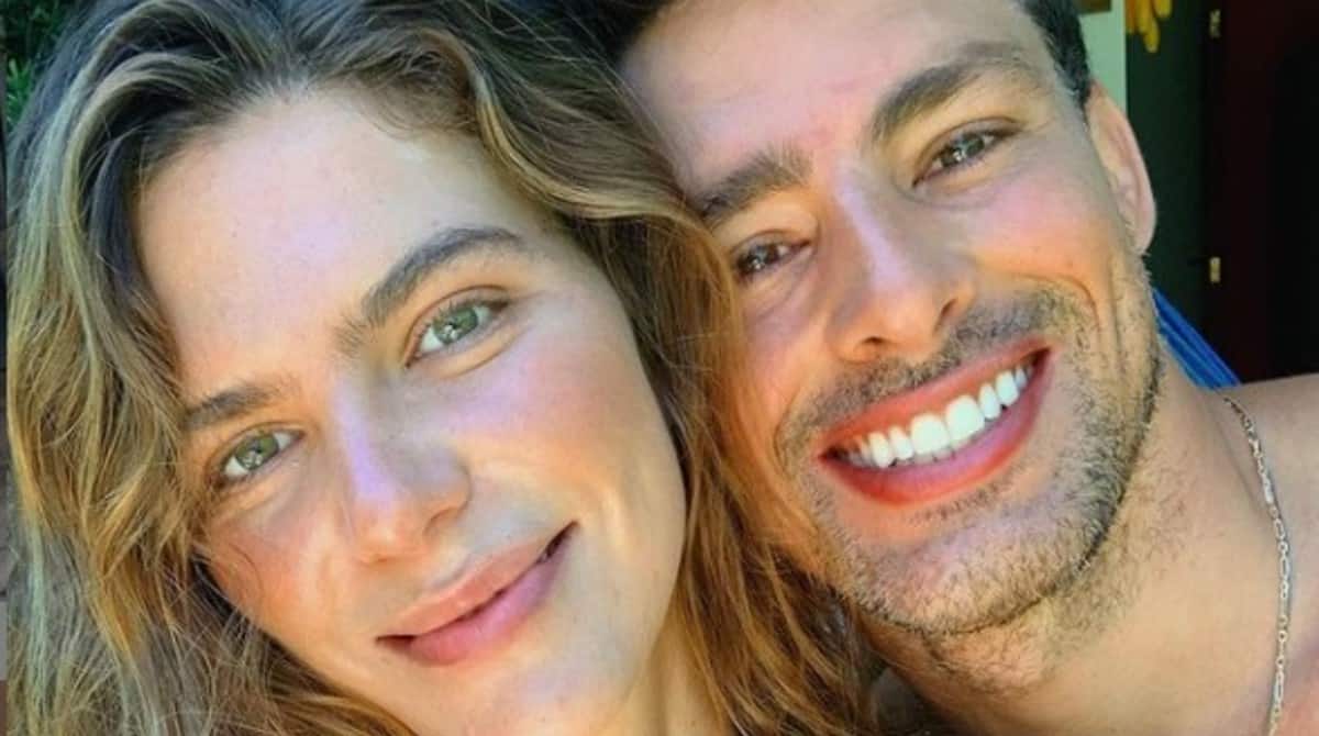Cauã Reymond surgiu com Mariana Goldfarb e Sofia