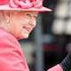 Rainha Elizabeth II apresentou o bebê August, seu bisneto