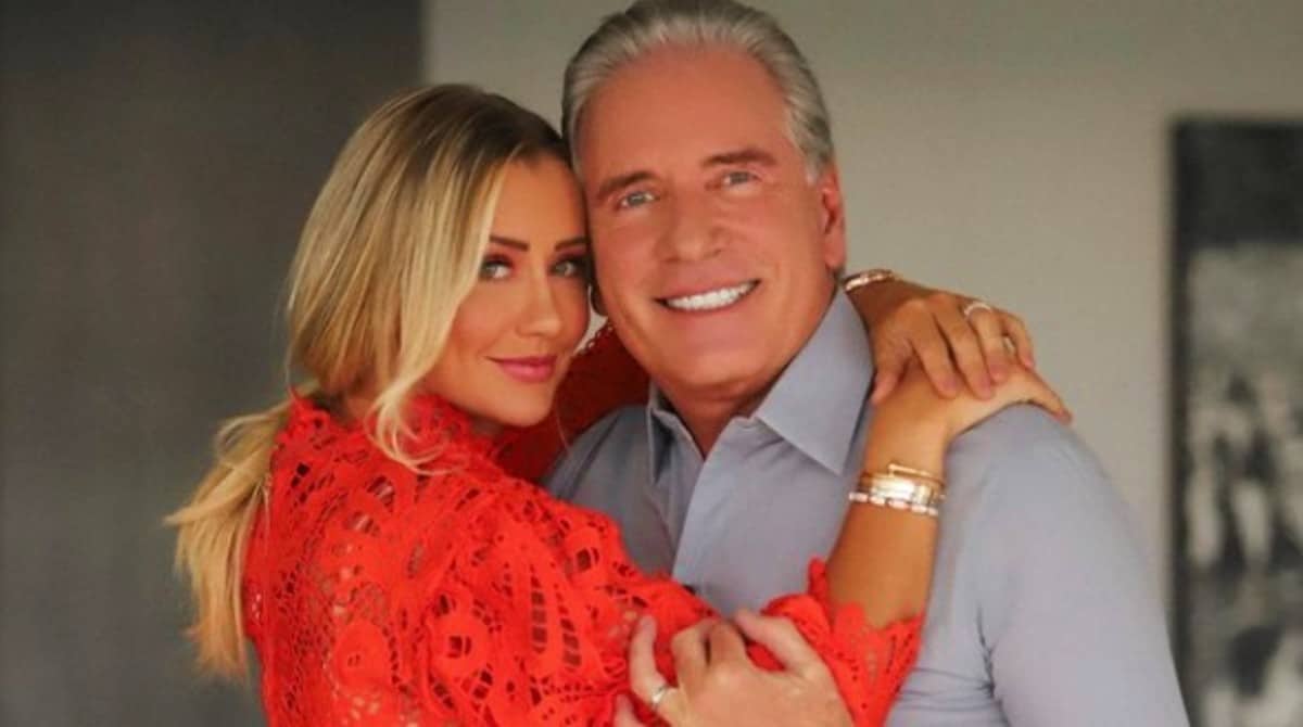 Roberto Justus mostrou a filha no seu iate bem luxuoso