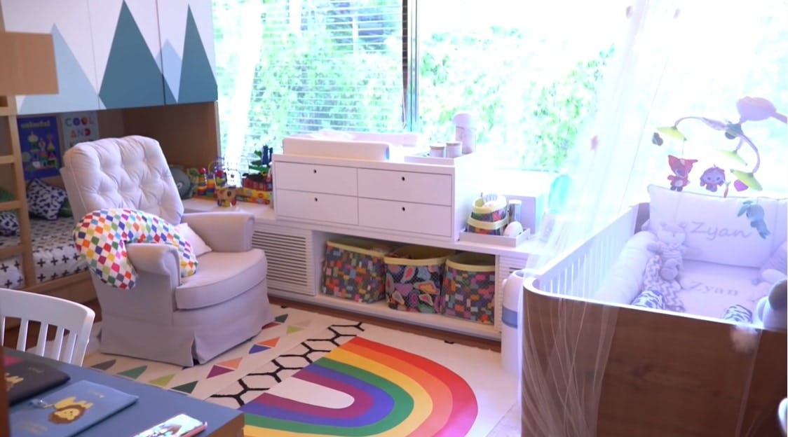 Giovanna Ewbank mostrando o quarto do seu bebê