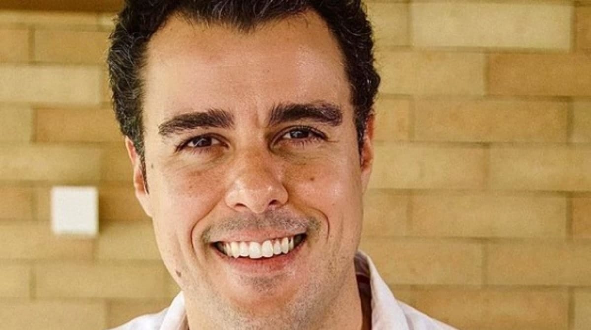 Joaquim Lopes apresentou suas bebês recém-nascidas