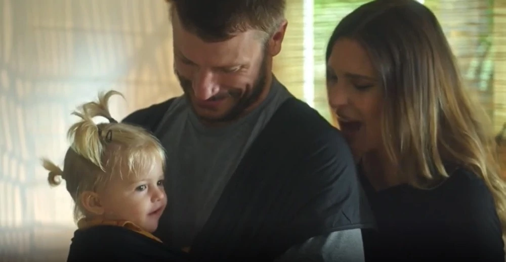 Fernanda Lima e Rodrigo Hilbert com a pequena Maria Manoela