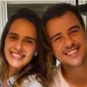 Joaquim Lopes e a esposa mostraram suas gêmeas