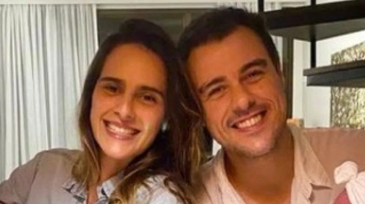 Joaquim Lopes e a esposa mostraram suas gêmeas