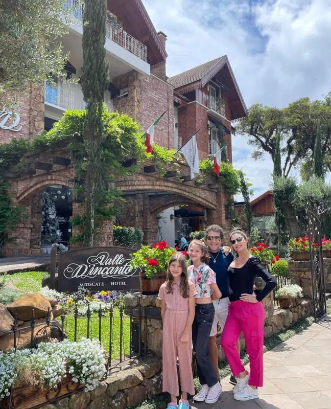 Daniel e a família em sua viagem para a cidade gaúcha de Gramado