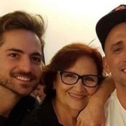 Mãe de Paulo Gustavo mostra filhos do ator no 1º Natal sem o pai
