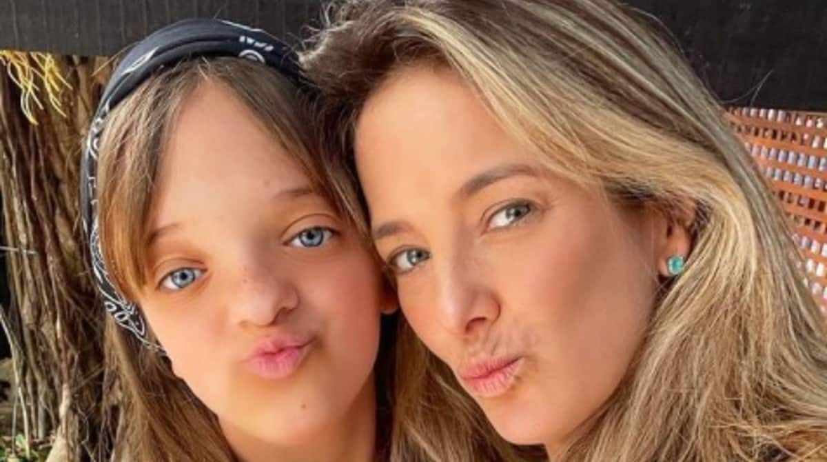 Ticiane Pinheiro posou ao lado das filhas Rafaella Justus e Manuella