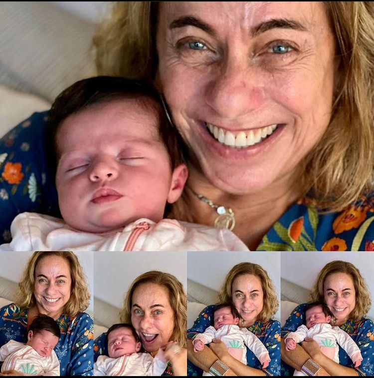 Cissa Guimarães posa com a nova neta
