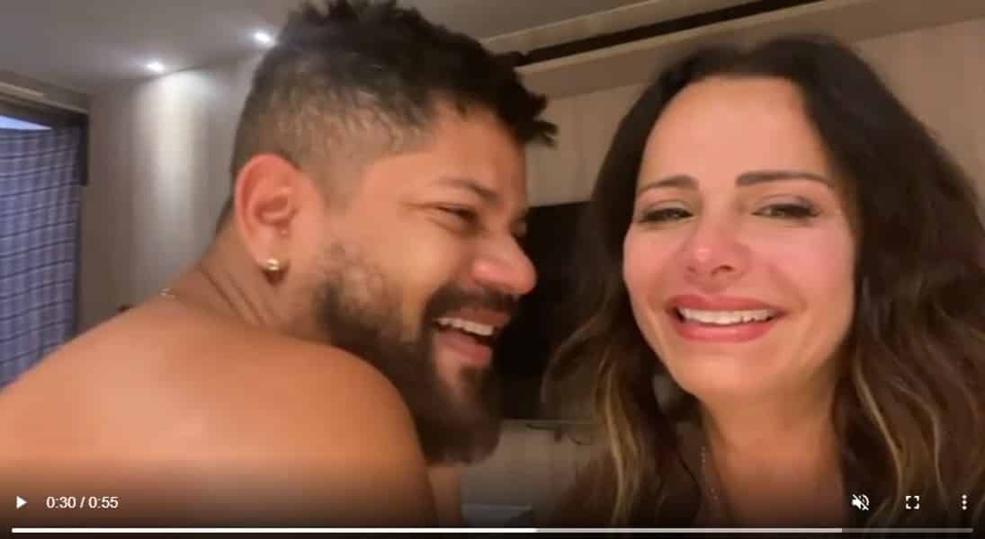 A atriz Viviane Araújo e o marido Guilherme Militão revelaram a novidade em um vídeo cheio de emoção