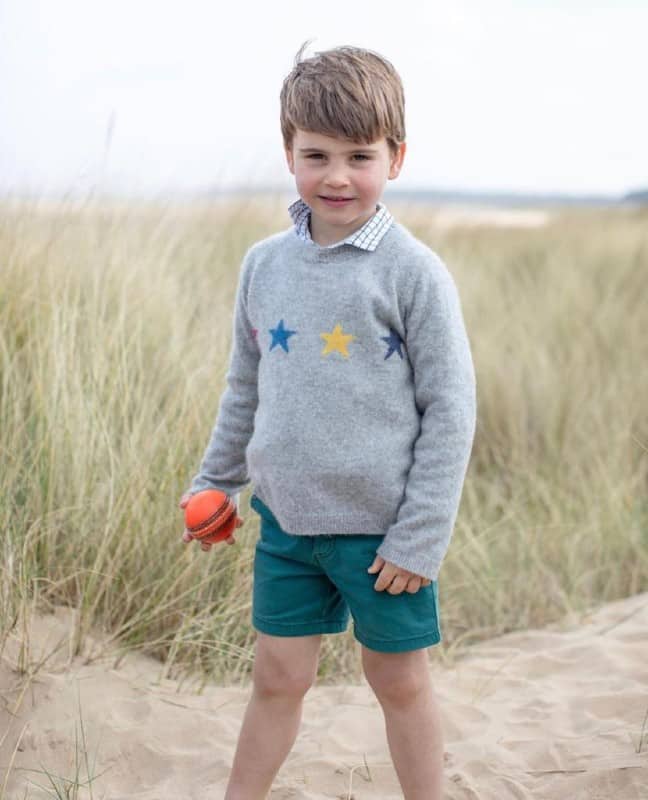 O pequeno Louis, filho de Kate Middleton e William, celebrou 4 anos