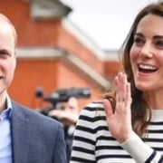 O príncipe William e a duquesa Kate Middleton comemoraram os 7 anos da filha