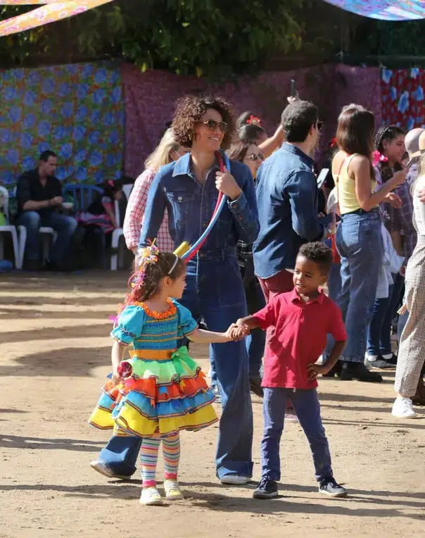 José Loreto posa com a filha Bella e surpreende seguidores