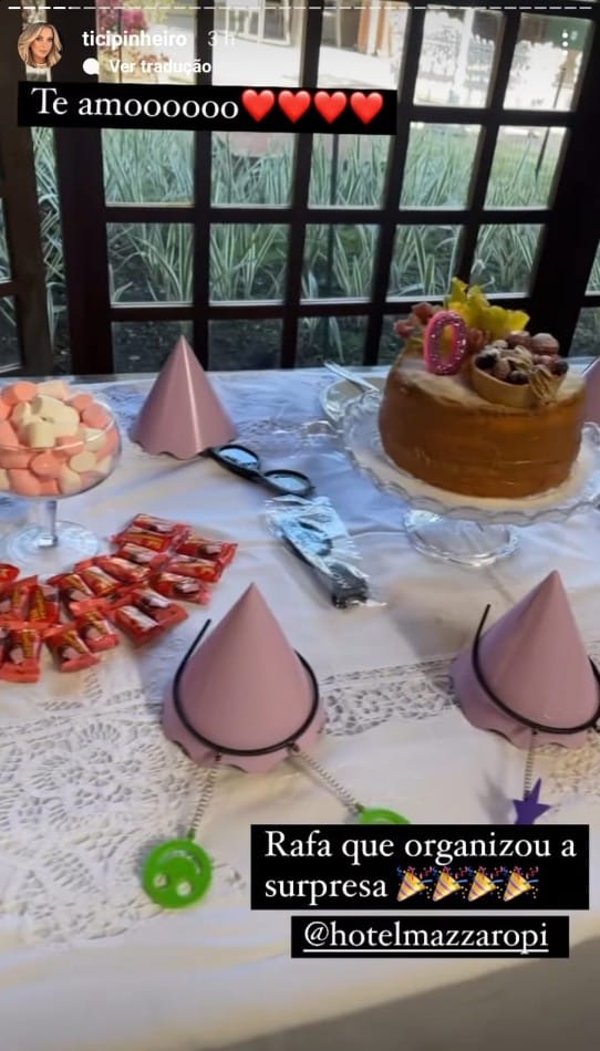 Rafaella Justus, filha de Tici Pinheiro e Roberto Justus, fez uma linda festa de aniversário para a mãe 