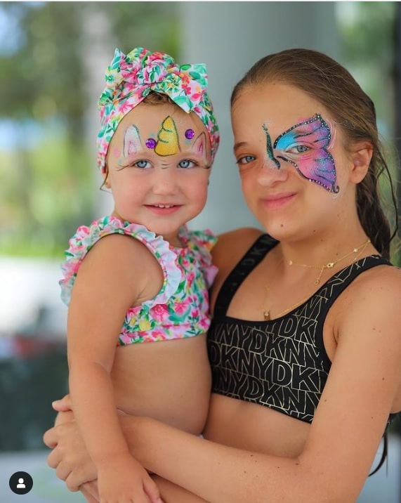 Roberto Justus publica clique de suas filhas com pintura no rosto e encanta 