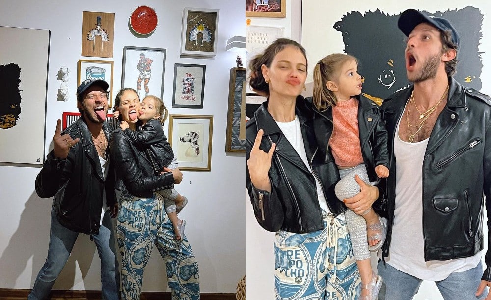 Chay Suede posa com a esposa e a filha com roupas combinando