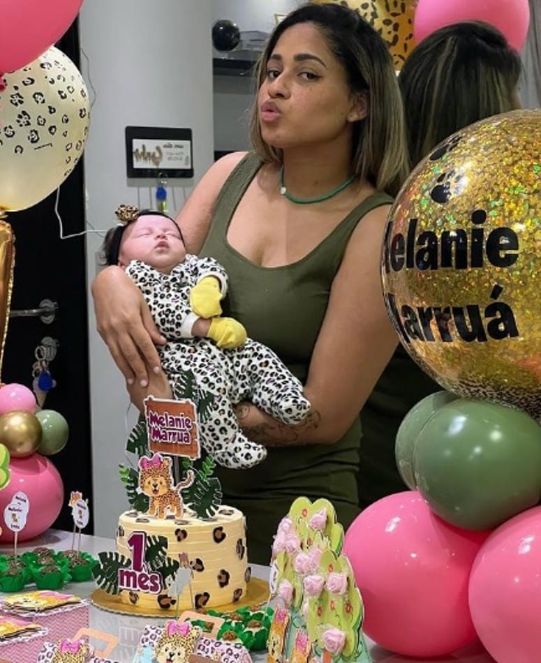 A pequena Melanie, bebê de MC Loma, ganhou uma festa inspirada na novela “Pantanal”