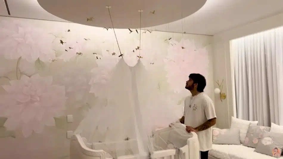 O lustre luxuoso do quarto da Maria Flor, bebê de Virgínia Fonseca e Zé Felipe
