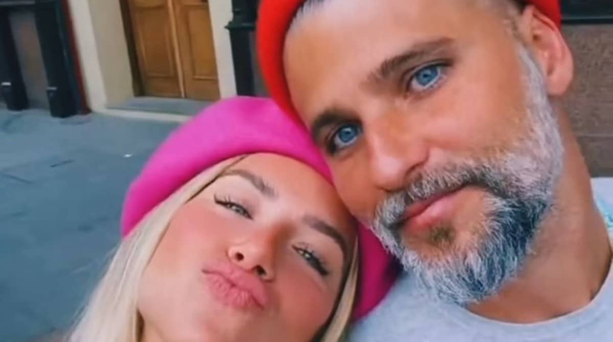 Giovanna Ewbank e Bruno Gagliasso mostram os filhos em capa de revista