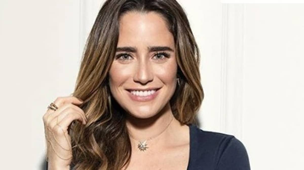 Fernanda Vasconcellos mostrou o rosto de seu filho