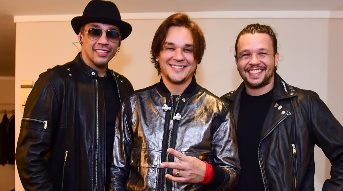 Kiko, Leandro e Bruno se despedem do pai com texto tocante e fotos