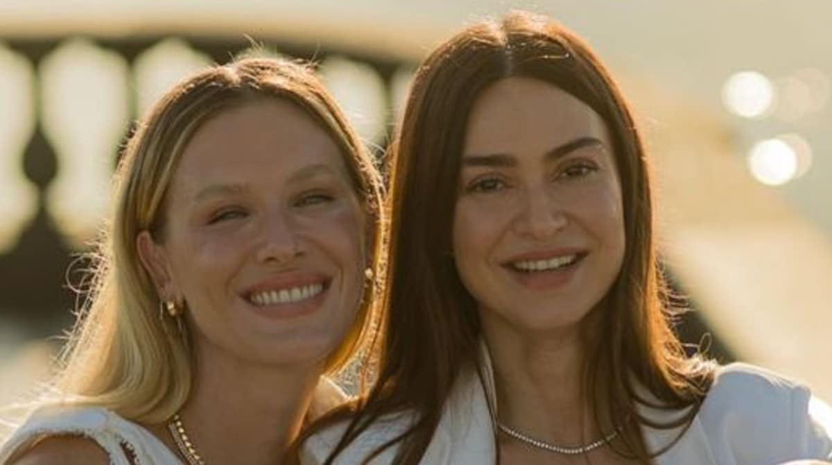 Fiorella Mattheis e Thaila Ayala exibem seus barrigões de grávidas
