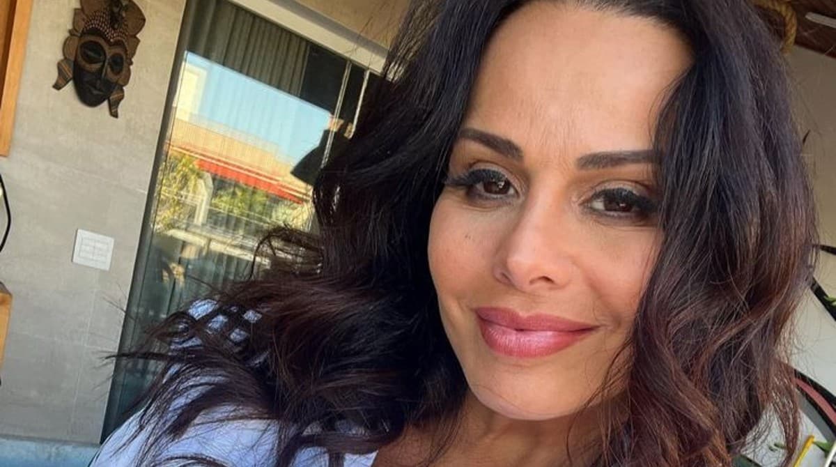 Viviane Araújo faz festa para os três meses de seu bebê