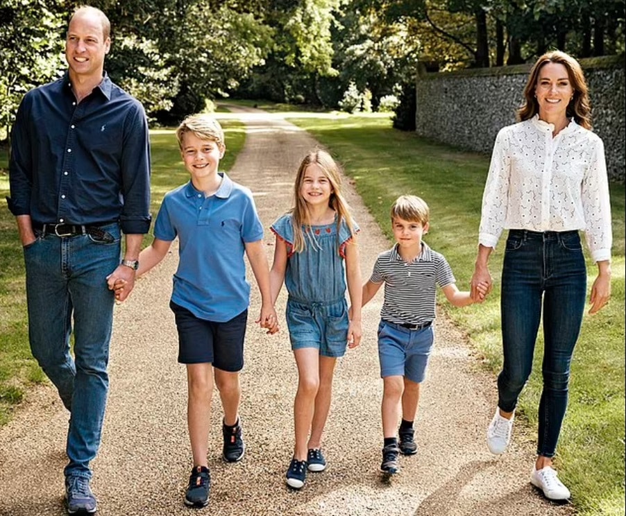 Princesa Kate Middleton junto com sua família