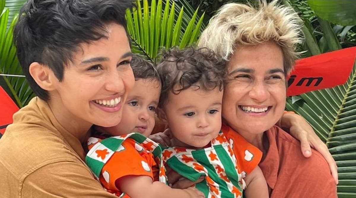 Bebês de Nanda Costa surgem com a madrinha famosa e encantam