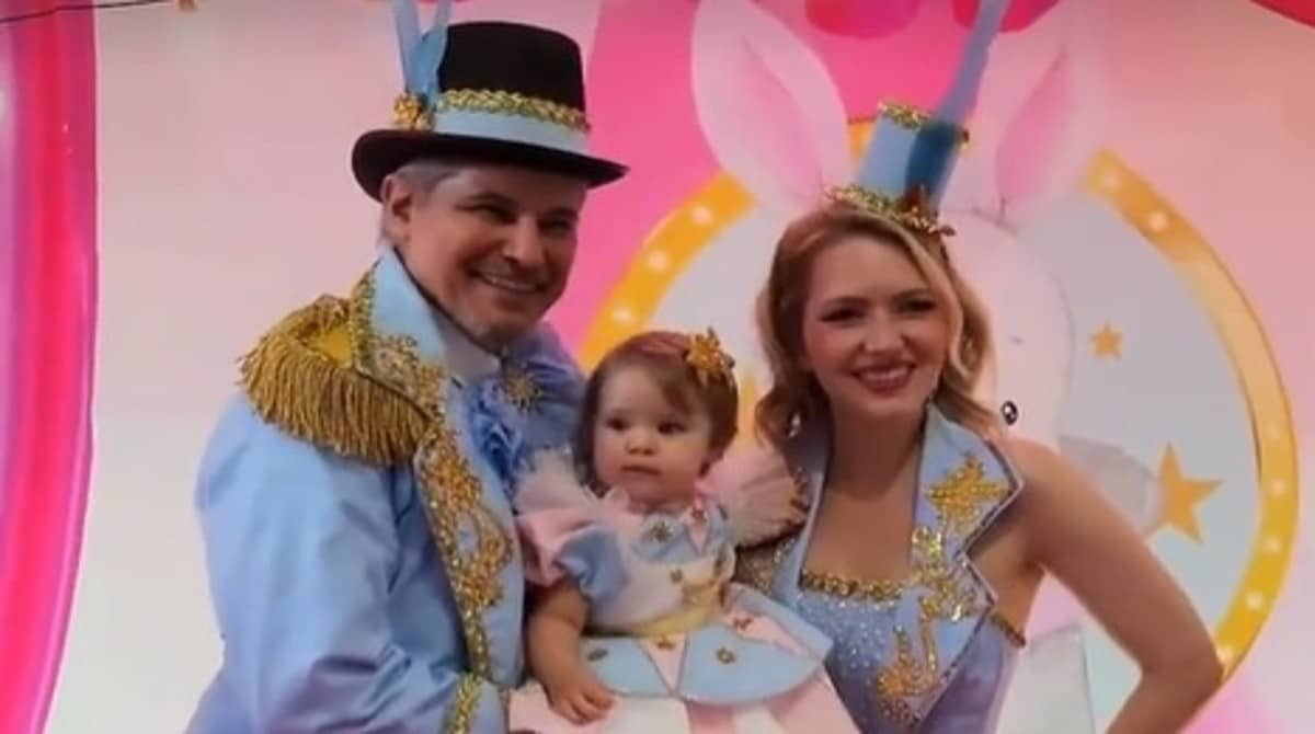 Edson Celulari comemora 1 ano de sua filha caçula com festa dos sonhos