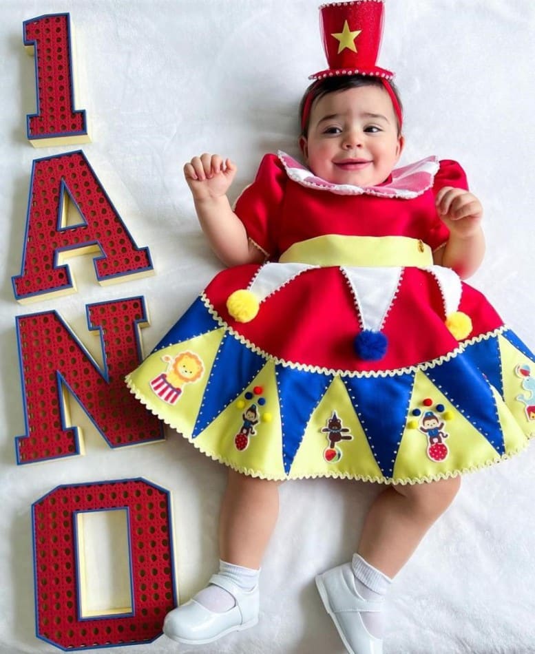Malu, bebê de Vivian Amorim e Léo Hirschmann, pronta para sua festa de 1 ano
