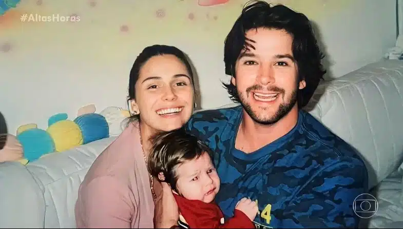 Murilo Benício e Giovanna Antonelli com seu filho quando era bebê