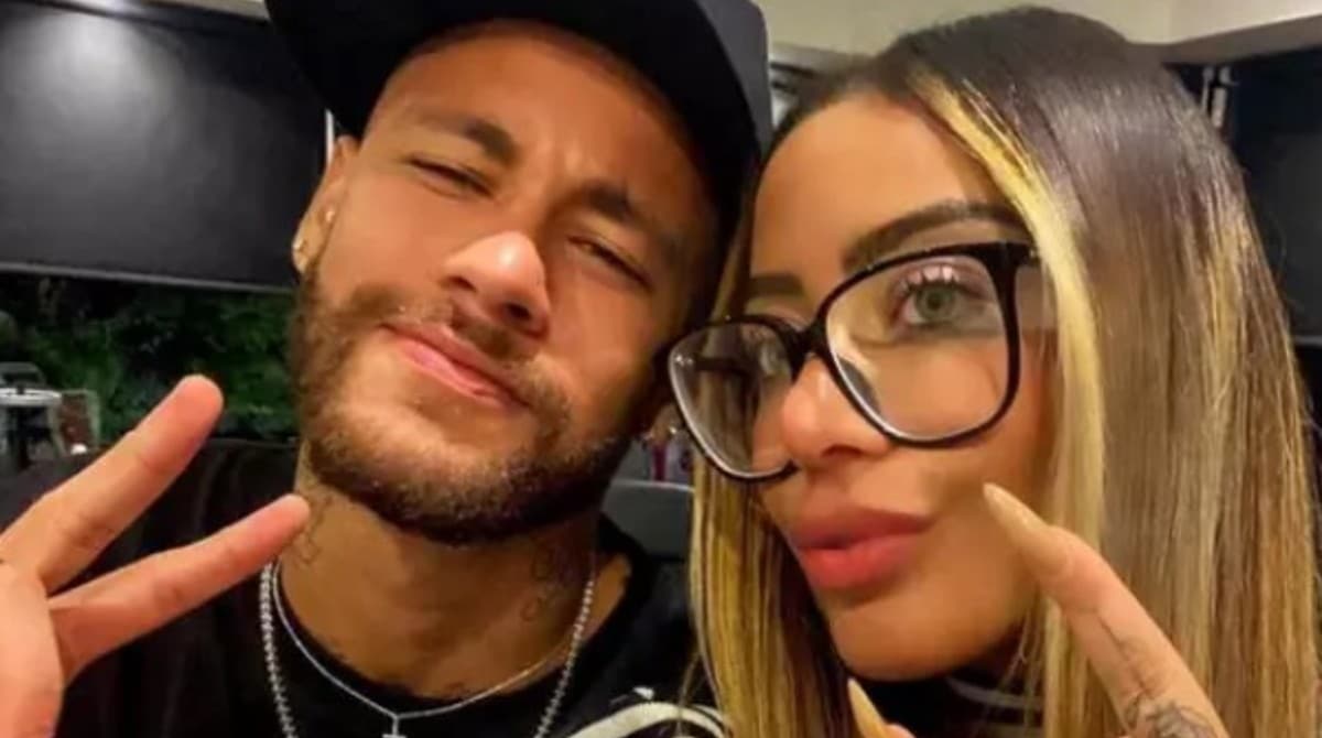 Rafaella Santos surgiu com o filho de Neymar no seu aniversário