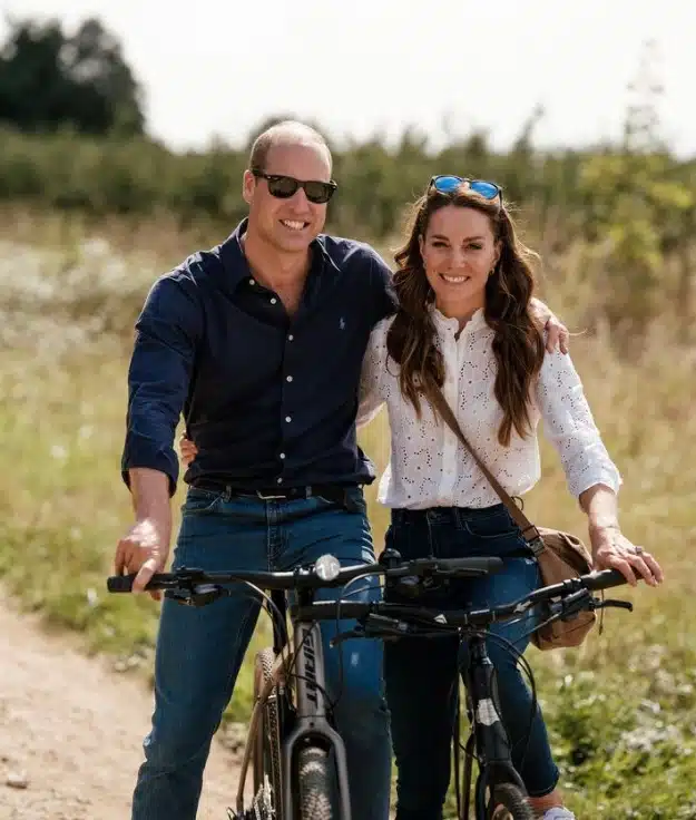 Kate Middleton e príncipe William completaram 12 anos de casamento